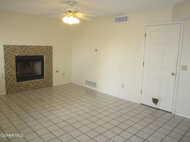 Building Photo - 6924 Imperial Ridge Dr