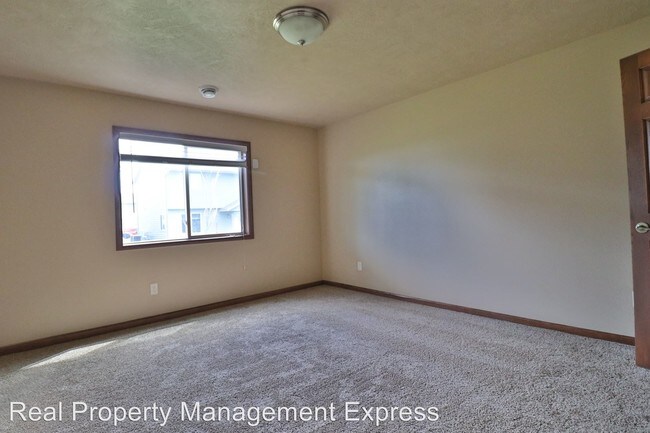 Building Photo - 3 br, 2 bath House - 305 Jerry Place