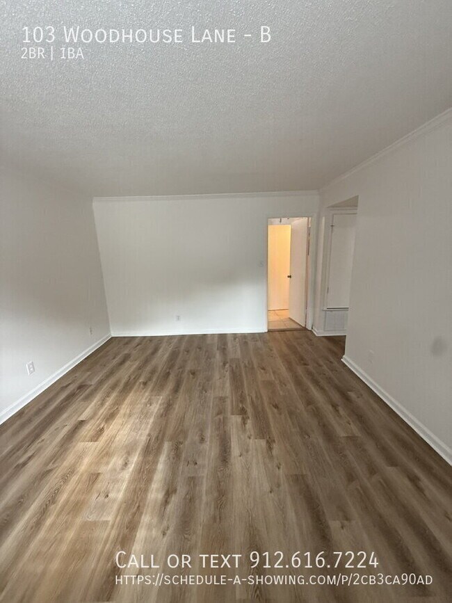 Building Photo - 103 Woodhouse Ln