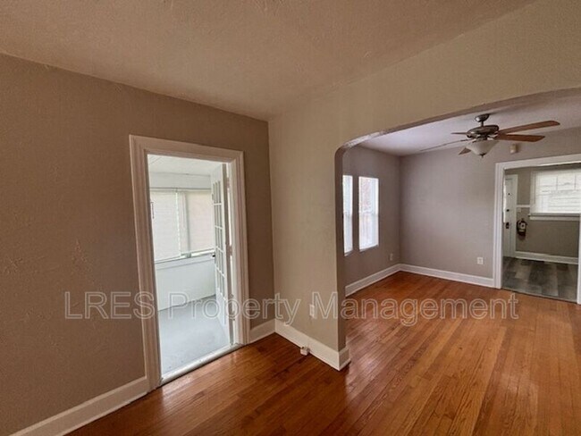 Building Photo - 1523 E Concord St