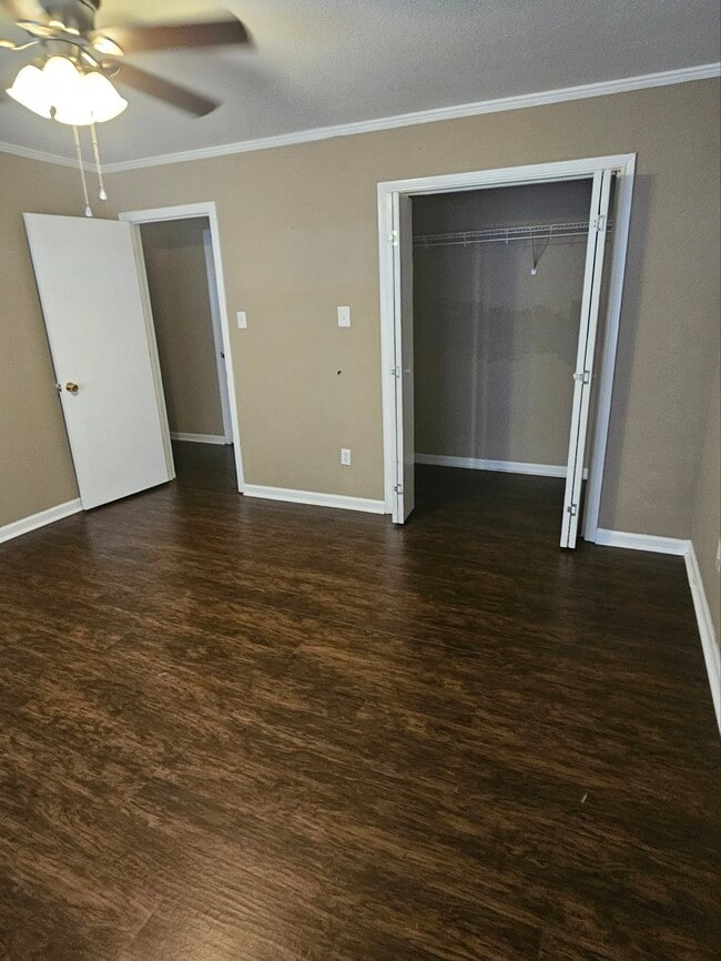 Building Photo - 16320 Langlinais Ln