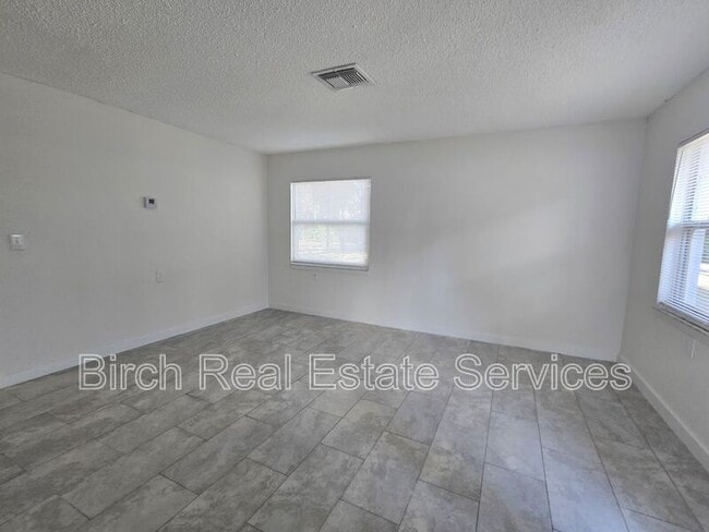 Building Photo - 5342 Cotee River Dr