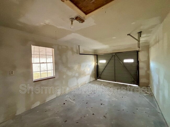 Building Photo - 263 Fairfax Pl