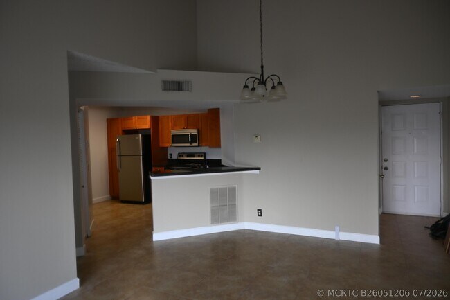 Building Photo - 8721 Wiles Rd