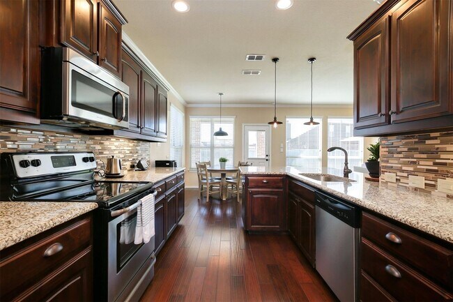 Building Photo - Haslet 4 Bedroom Home