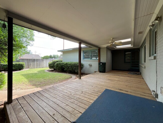 Building Photo - 3602 41st St