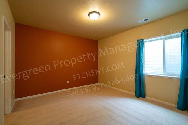 Building Photo - 4 bedroom, 3 bathroom in Wellington