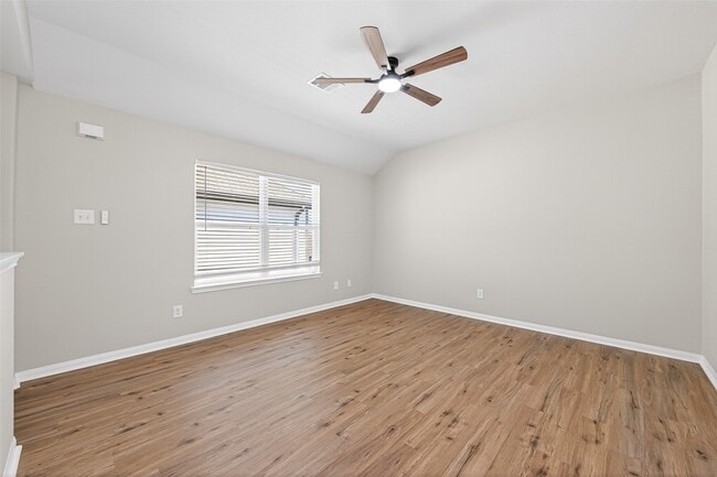 Building Photo - 3548 Cannon Dr