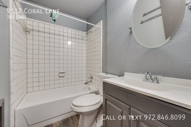 Building Photo - 930 Freeman St