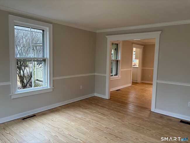 Building Photo - 66 -6 Elys Ferry Rd