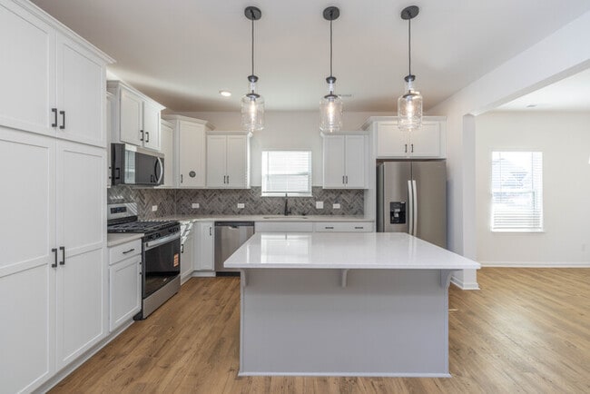 Building Photo - BRAND NEW 3BD/2.5 Home in Stonebridge- MOVE IN READY!