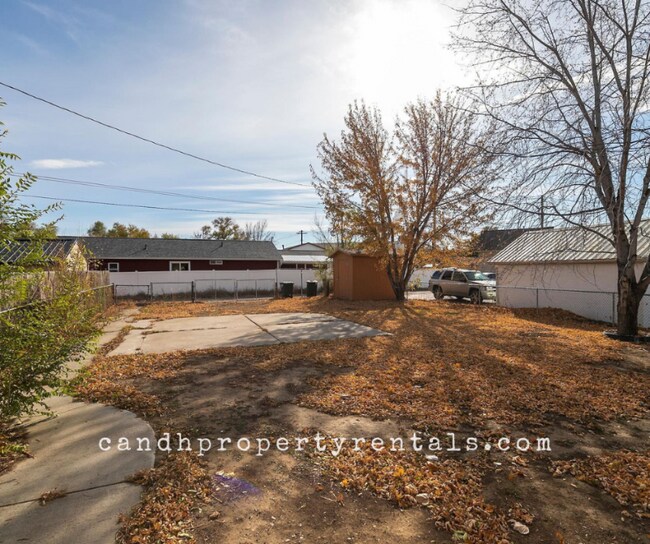 Building Photo - 2808 8th Ave S
