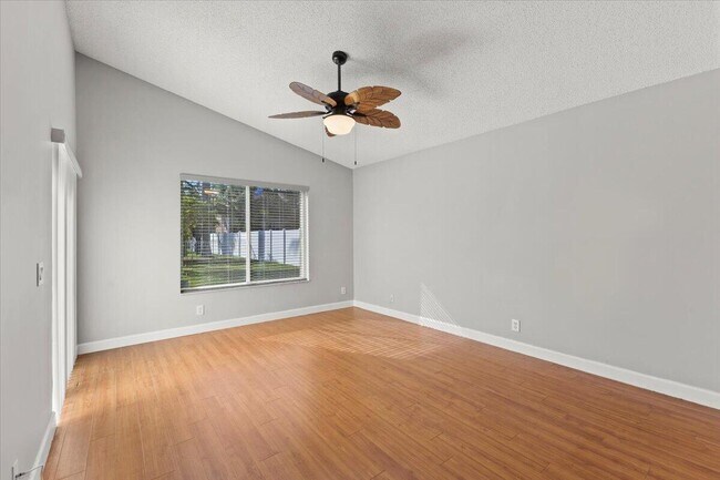 Building Photo - 4546 NW 7th Pl