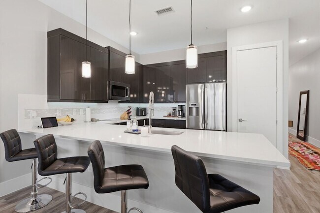 Building Photo - 15260 TX-105