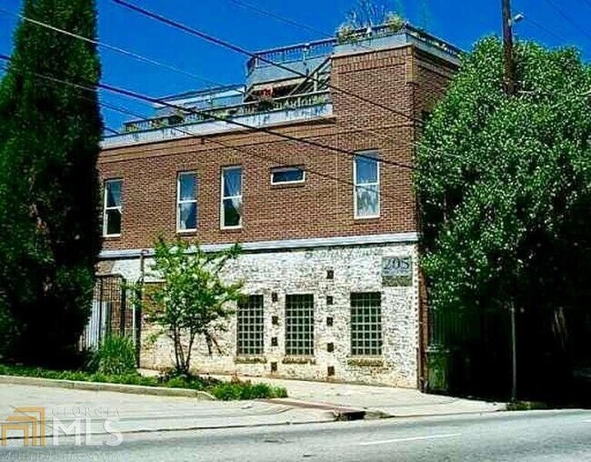 Building Photo - 205 Walker St SW