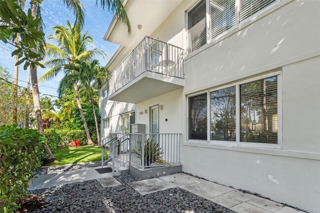 Building Photo - 8501 Hawthorne Ave