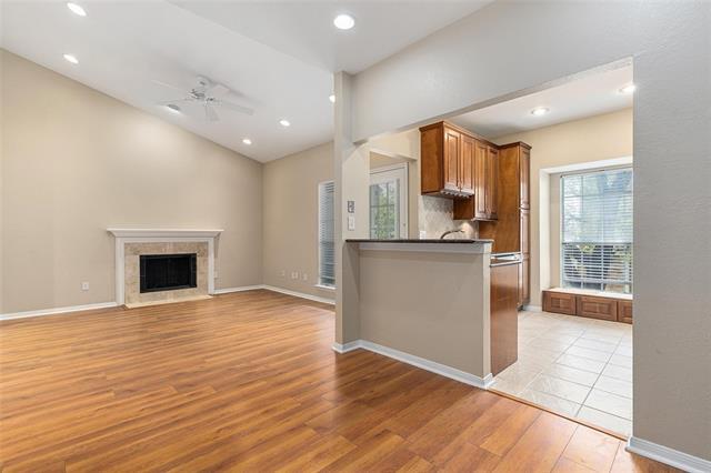 Building Photo - 8600 Coppertowne Ln