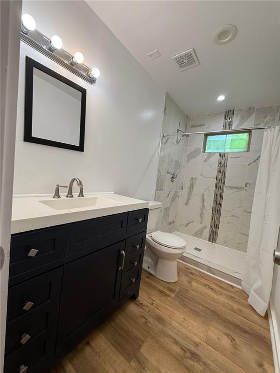 Building Photo - 221 Sheppard Pl