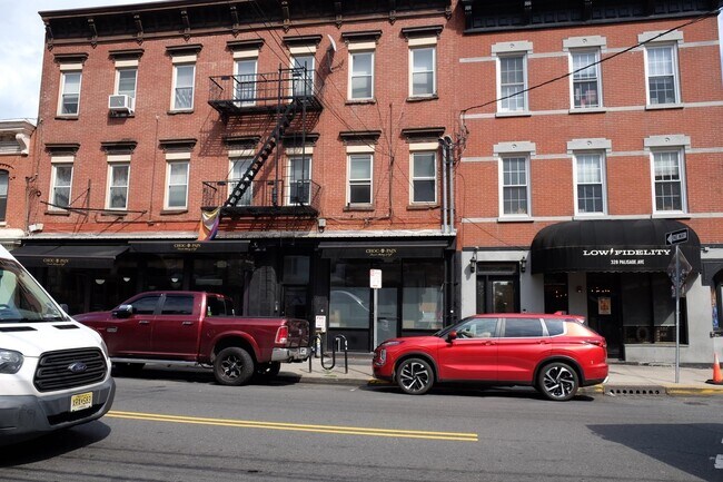 Building Photo - 331 Palisade Ave