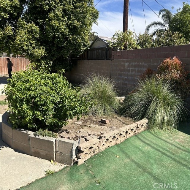 Building Photo - 5442 N Ranger Dr