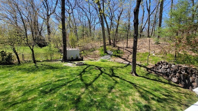 Building Photo - 31 Hunnewell St