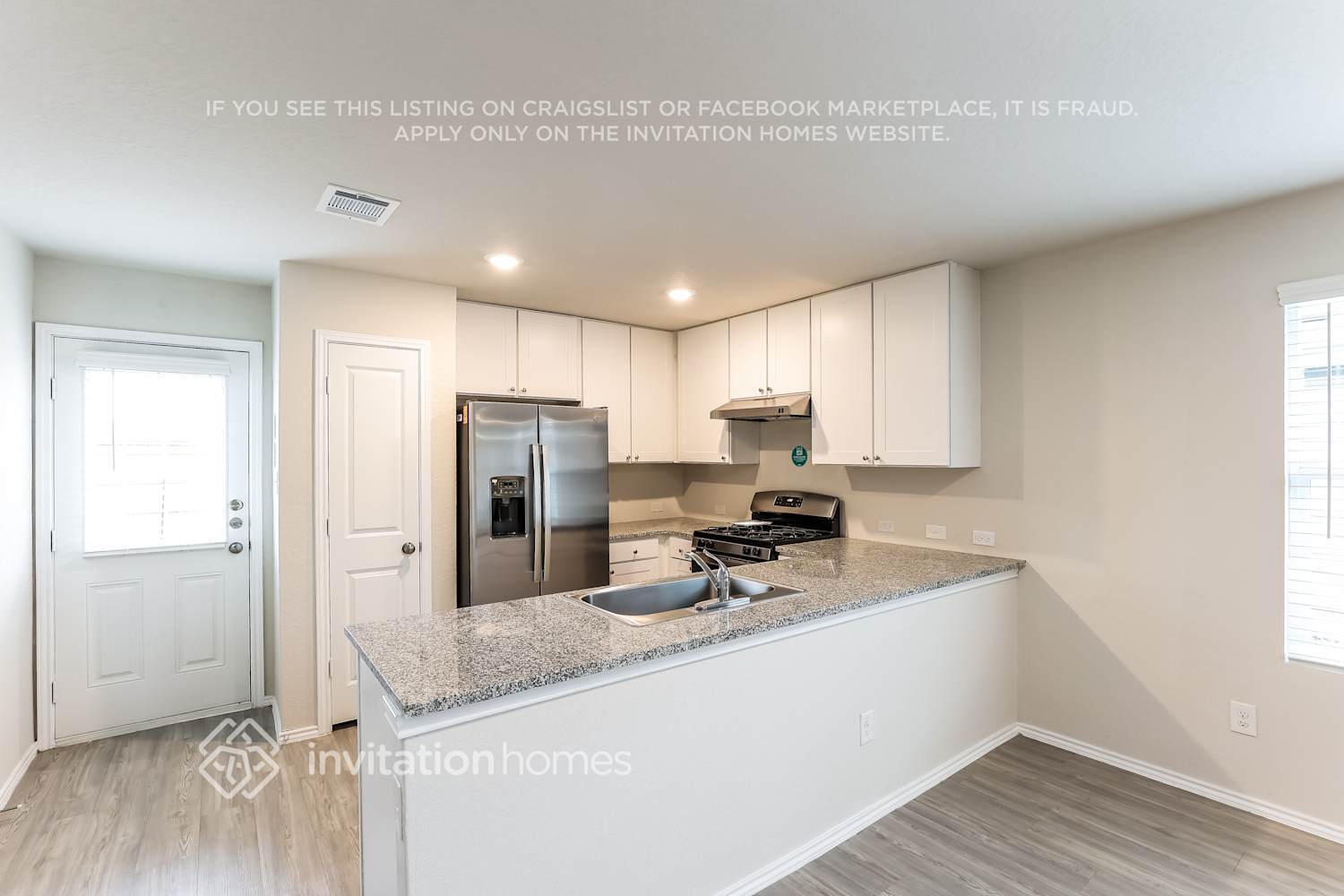 Building Photo - 14650 Calaveras Creek