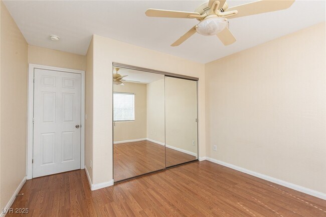Building Photo - 10651 Medicine Bow St