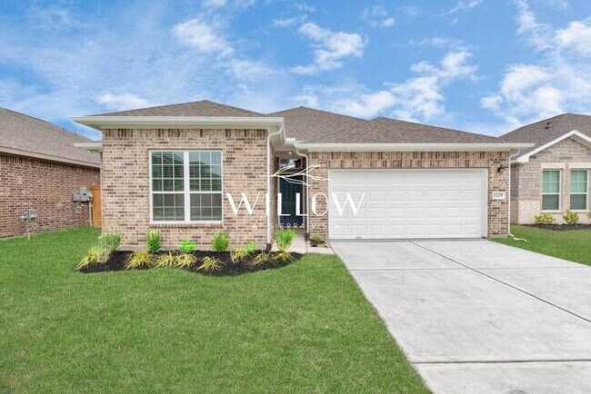 Building Photo - Spacious 4-Bedroom Home in a GREAT Community!