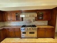 Building Photo - Spacious 4 Bedroom Oxnard Home with Custom...