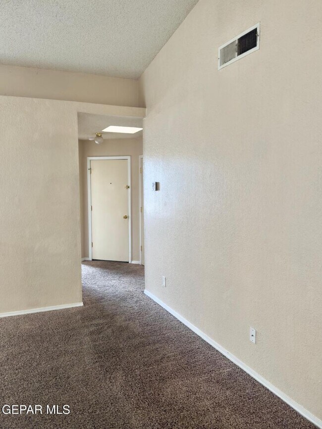 Building Photo - 12224 Tierra Maya Dr