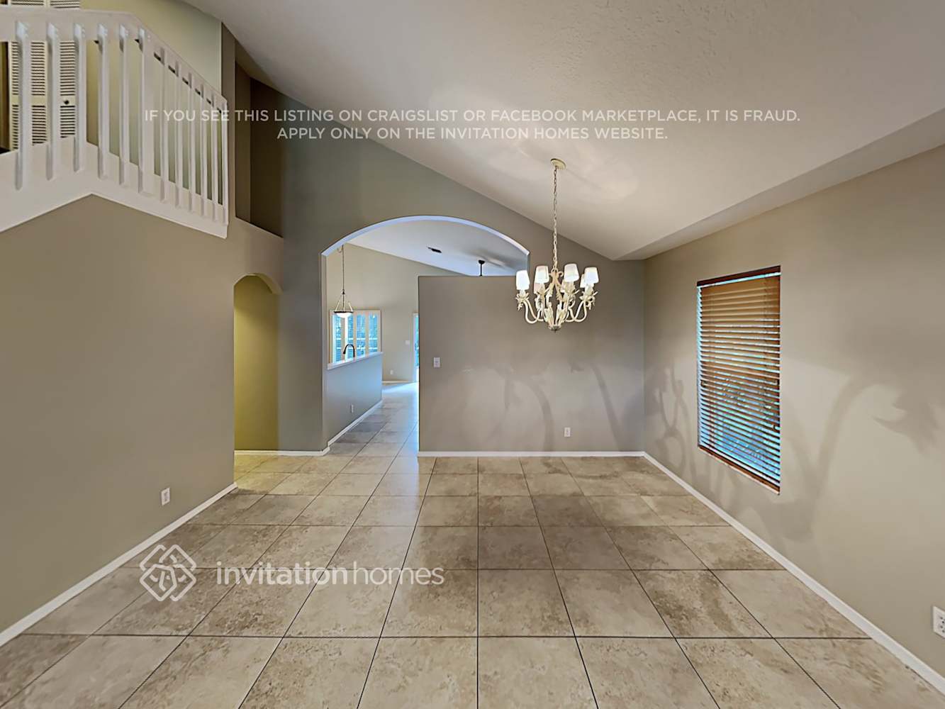 Building Photo - 9651 Vía Emilie