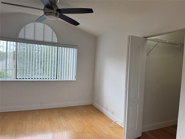 Building Photo - 13910 SW 91st Terrace