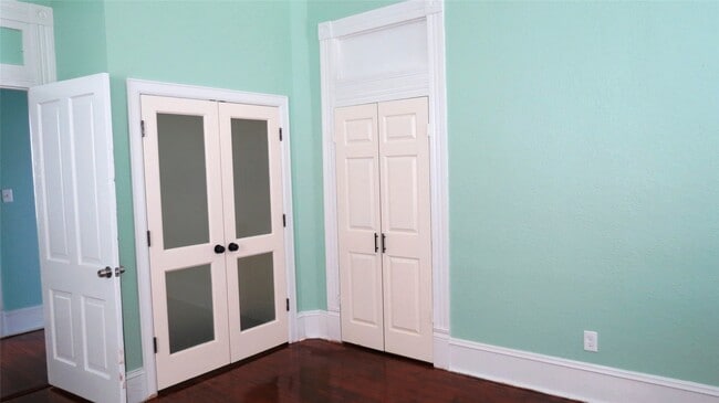 Building Photo - 2809 Avenue H