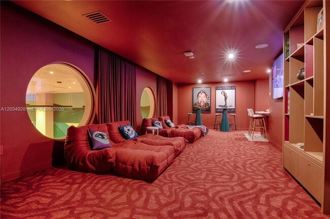 Building Photo - 90 NE 32nd St