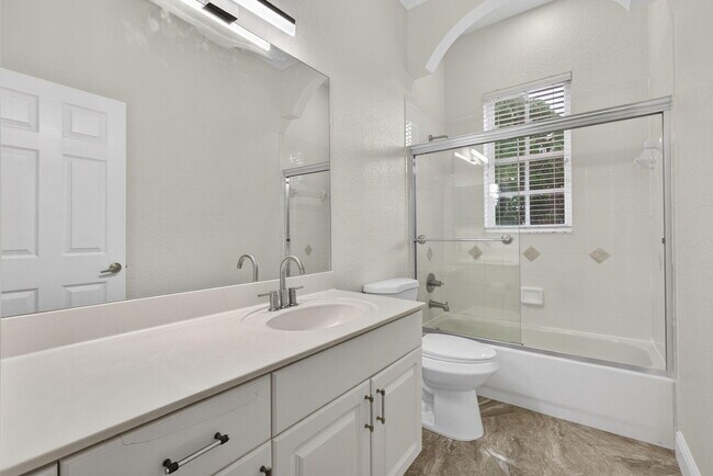 Building Photo - 2675 Pyes Harbour