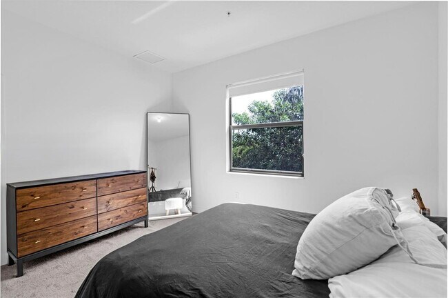 Building Photo - Northwest 104th Avenue, Doral, FL 33178 - 3 BR 2 BA condo