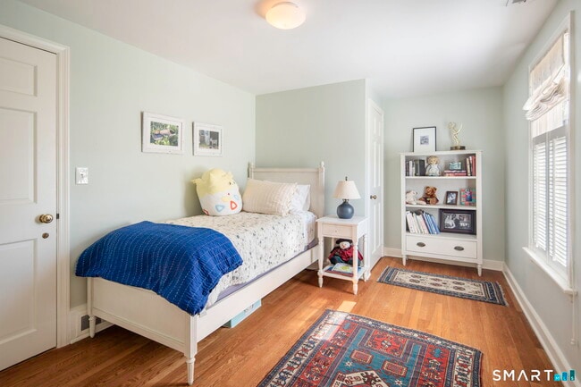 Building Photo - 198 Hemlock Hill Rd