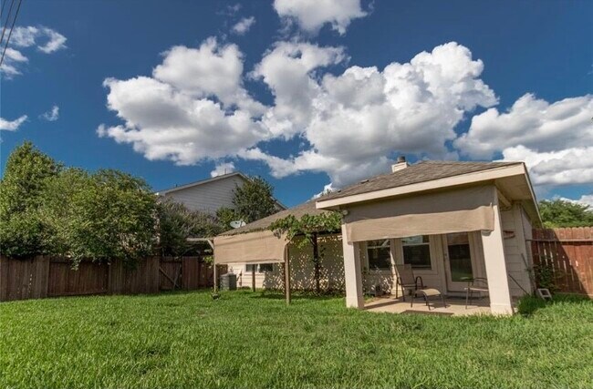 Building Photo - 2118 Gable Hollow Ln