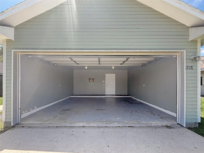 Building Photo - 1218 Goodnight Trail