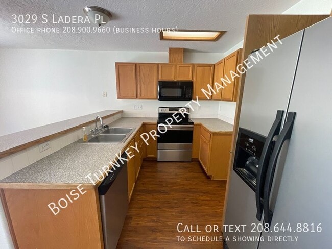 Building Photo - 3029 S Ladera Pl