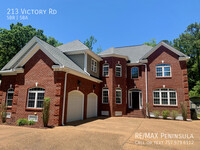 Building Photo - Stunning Luxury 5Bed 4.5Bath Home in Graft...