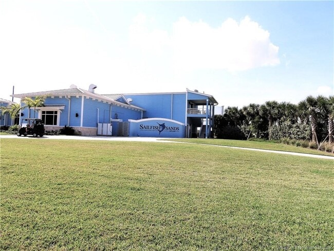 Building Photo - 1843 SE Granada Ln