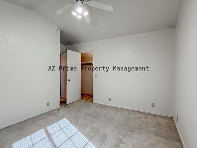 Building Photo - 2534 W Orchid Ln