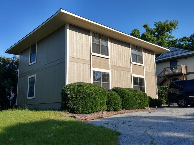 Building Photo - 2339 Walden Dr