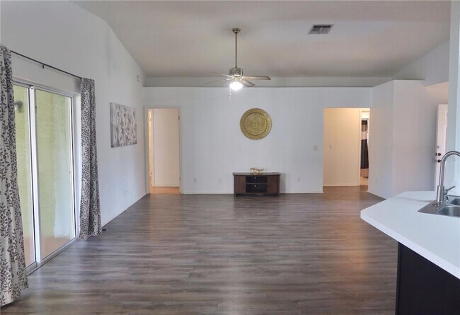 Building Photo - 12821 Lower River Blvd