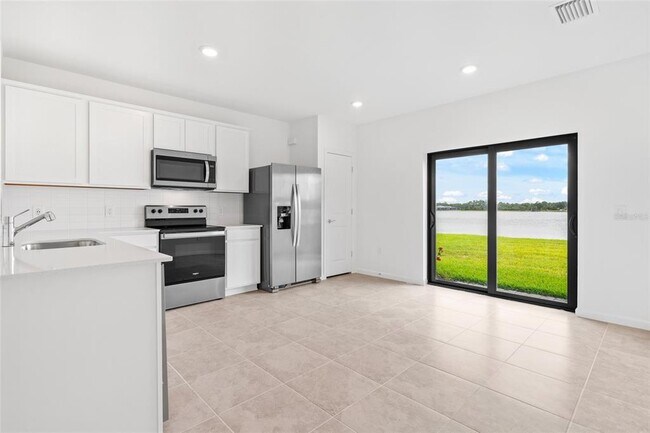 Building Photo - 6560 Silverstar Dr
