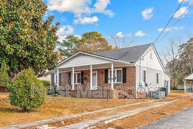 Building Photo - 808 Ethelored St