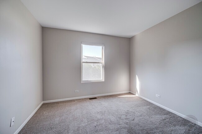 Building Photo - 3933 Granite Ct