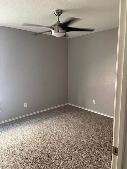 Building Photo - 5160 Britton Ridge Ln