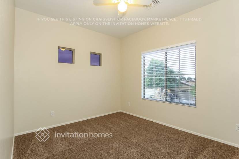 Building Photo - 17661 W Lundberg St